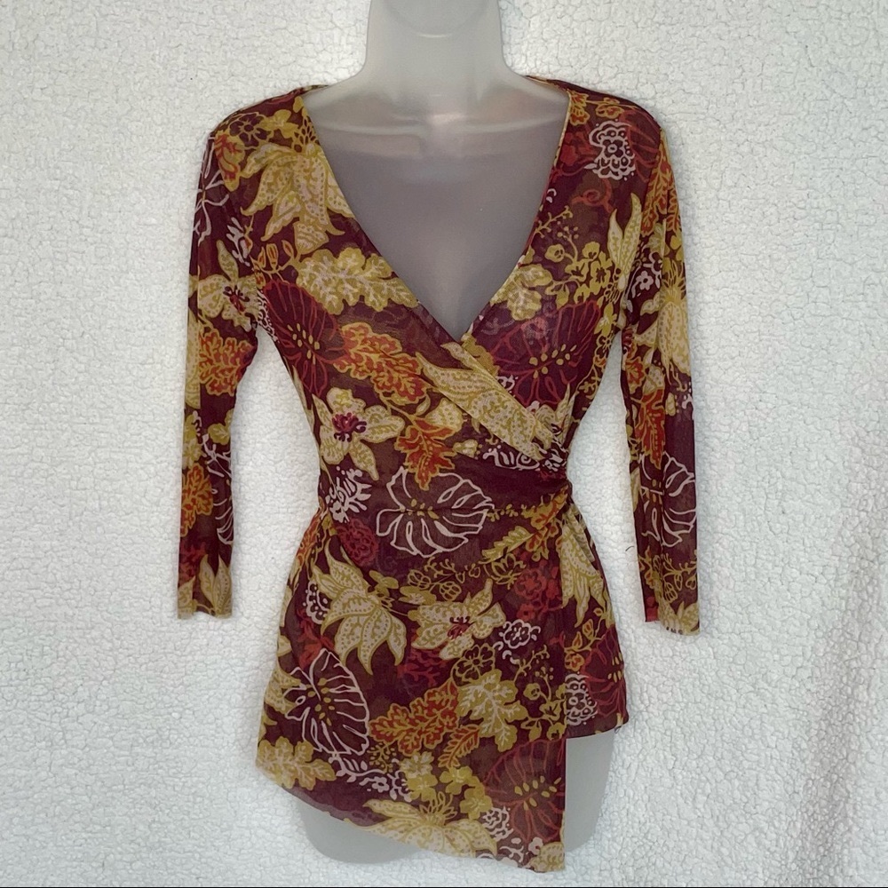 Gorgeous Sweet Pea by Stacy Frati wrap-front & ruched, 3/4-sleeves top